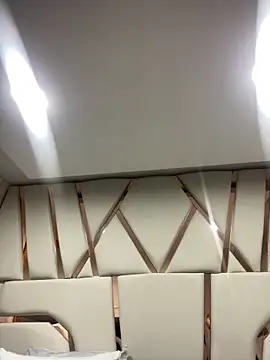 แชท XXX สดของ Madisson-Rivas