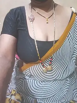 Chatroom XXX en direct de Lakhshmi-888