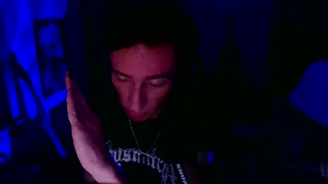 Pokazy przed kamerką – LEVIATHANX666