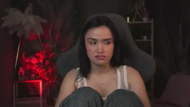 Chatroom XXX en direct de MonicaFarmer