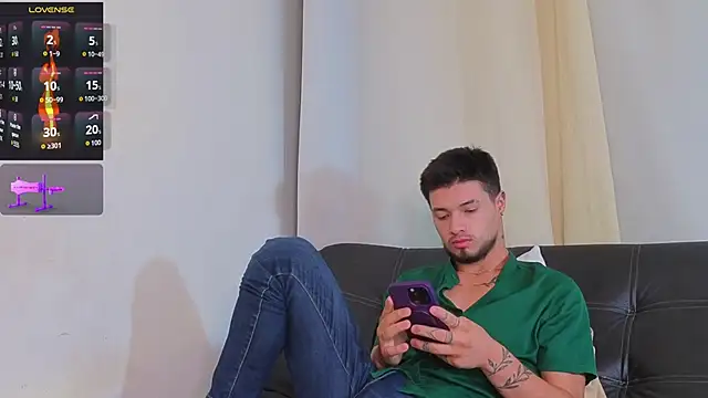 EdwardRoss_'s Live XXX Chat