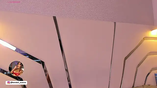 Kendall__evanssのライブXXXチャット