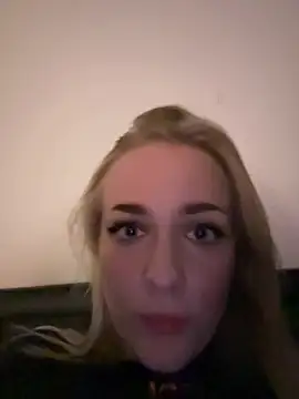 daddysonlygirl7 Show in webcam