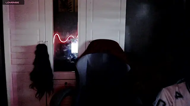 NastyMistressHUGEx Pertunjukan Webcam