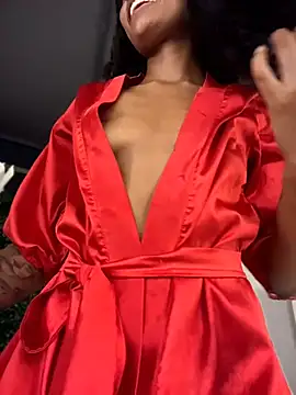 SweetCheeksXXX: вебкам-шоу