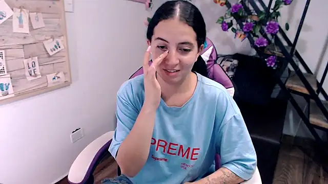 samantha_baby_ Obrolan Langsung XXX