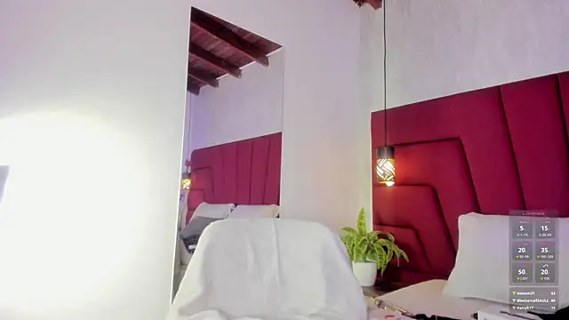 LadyLuminaryのウェブカメラショー