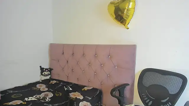 nicol_jone1 – Naživo XXX chat