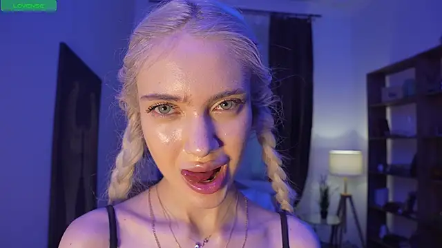 KristalCrowner – Naživo XXX chat