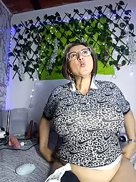 Chat +18 de any_mour ao vivo