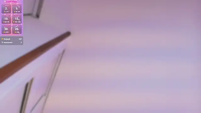 Jade-Naughty live XXX chat