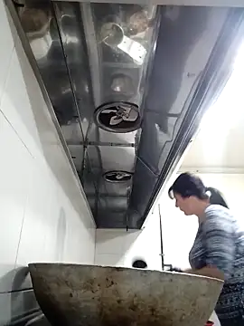 carolina_linarez69's Live XXX Chat