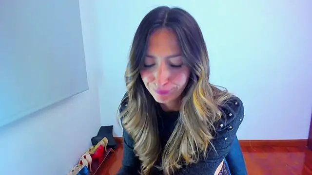 Živý XXX chat Velourmuse