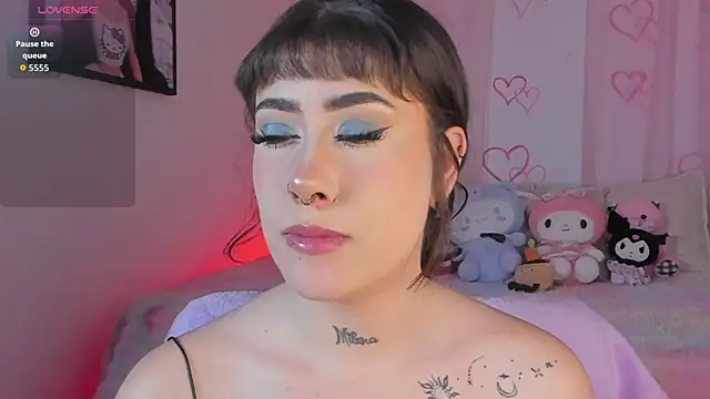 Tamara_uwu's Live XXX Chat