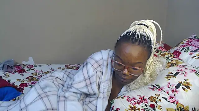 YummyMelanin117 Live XXX-Chat