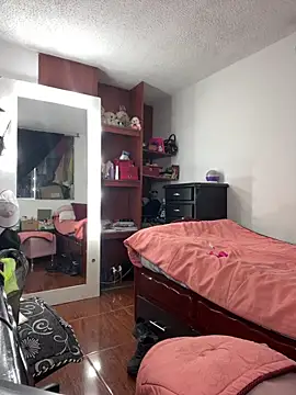 MariamGray1: онлайн-секс-чат