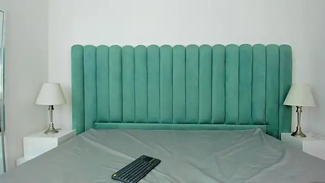 Scarlett__Noir: онлайн-секс-чат