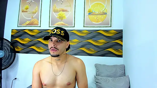 Leon_Hotx – Naživo XXX chat