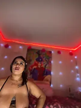 Emma_Brown_12 Chat XXX in diretta