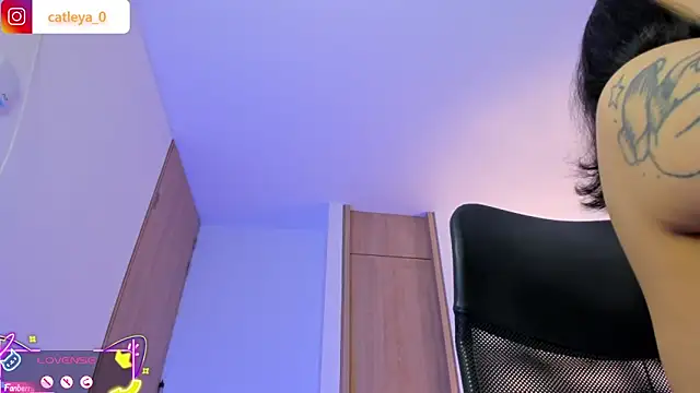 Chat +18 de catleya_0 ao vivo