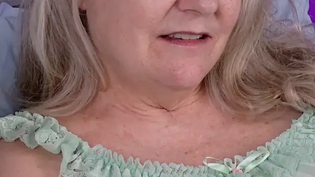 Kaitlyn_Winters 라이브 XXX 채팅