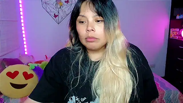 EllieMoonX Pertunjukan Webcam