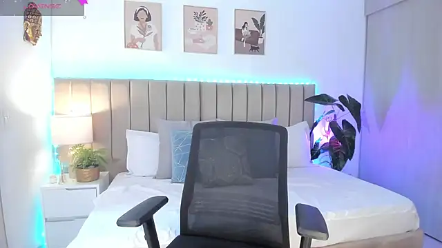 Victoria_romanox's Live XXX Chat