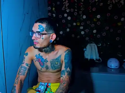 دردشة Boy_tatto77 الجنسية المباشرة