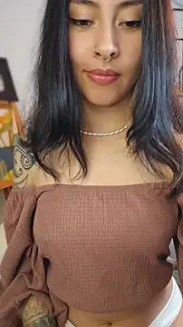 sara-lauren's Live XXX Chat