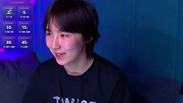 HeejinWang 在線直播表演