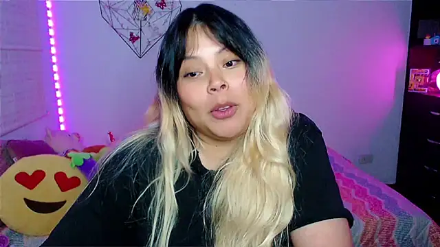 EllieMoonX Pertunjukan Webcam