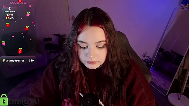 Mia_R0ss Chat XXX in diretta