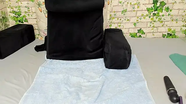 Webkamerová show horny_milf__