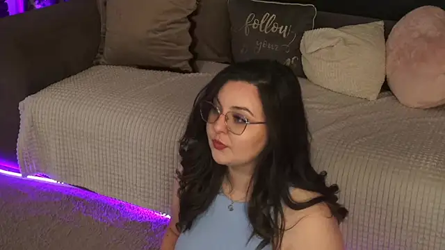 XXX chat uživo modela Mia_Swano