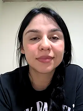 Daniela-roseeのライブXXXチャット