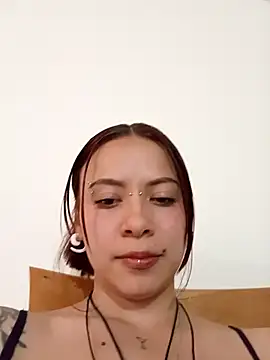 AuroraaMoonnのライブXXXチャット