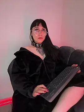 Ravenna666_ Live XXX-Chat