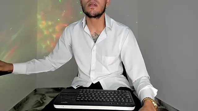 mikee_scoothのライブXXXチャット