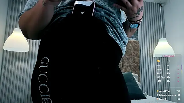 Živý XXX chat leilapons