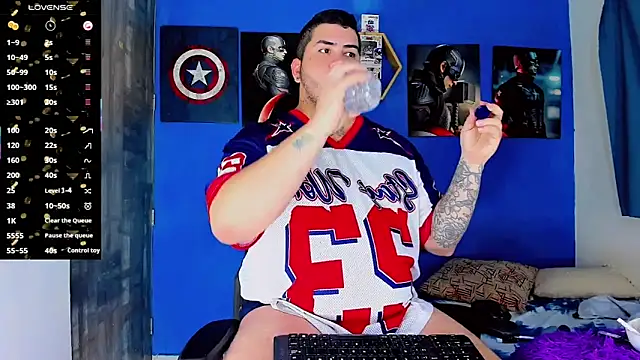 Thomas_chubbyxhot Show Webcam