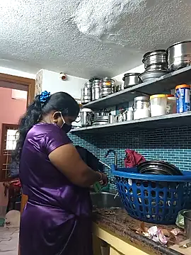 Chat +18 de bakyasree143 ao vivo