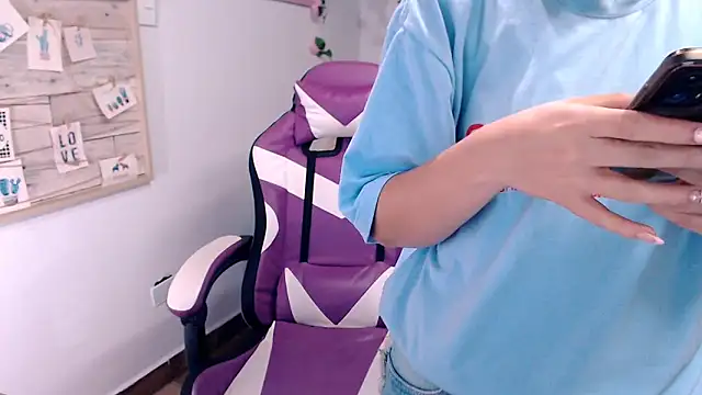 samantha_baby_ élő XXX-chatje