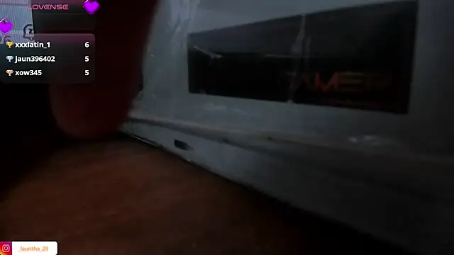 Chat XXX ao vivo de evelyn_23