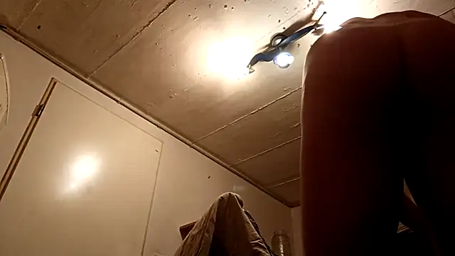 Timbojan28 Live XXX-Chat