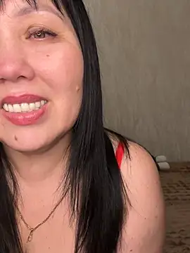 Love__Mom Chat XXX in diretta