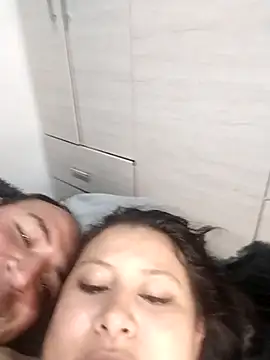 SexyandnaughtyLatinos Pertunjukan Webcam