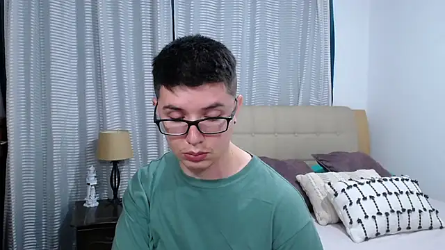 BlackFoXXX69 Live XXX-Chat