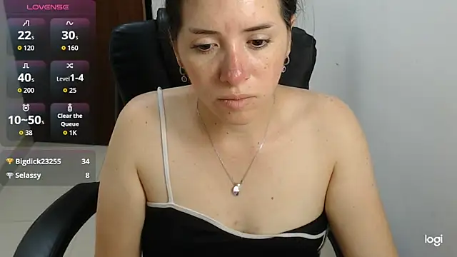 spicey_latina live XXX chat