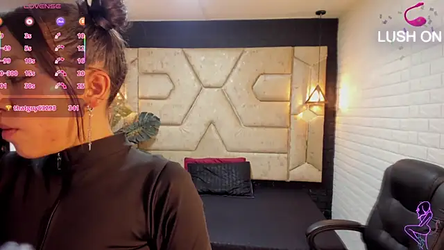 Julieta_Slav3 Adlı Modelin Canlı XXX Sohbeti