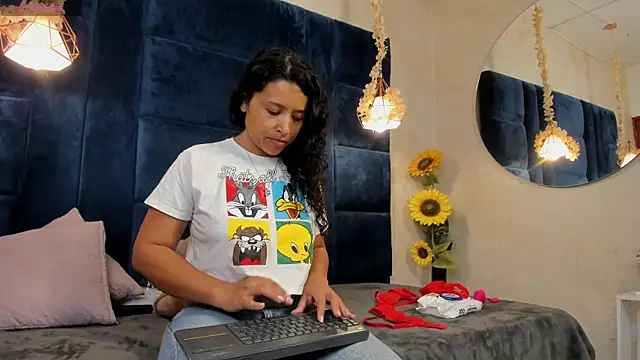 Laura_Miller1's Live XXX Chat